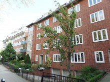 Hausansicht Sichere Kapitalanlage, 3-Zimmer Eigentumswohnung im beliebten Barkhof-Viertel
