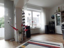 Wohnen Wohnen in erstklassiger B�rgerparklage: Traumhafte 4 Zimmer-Wohnung mit 2 Balkone und Garage