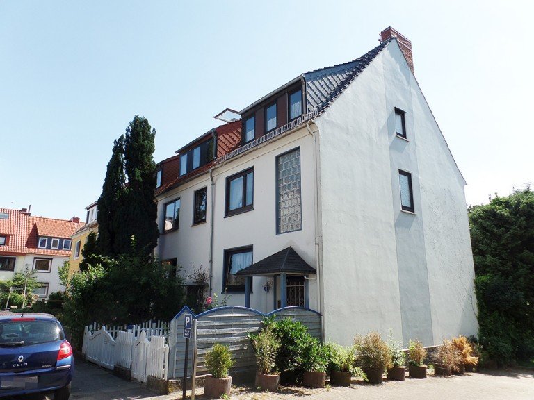 Hausansicht Bremen Zweifamilienhaus 2-Familienhaus mit Garage in ruhiger Wohnlage von Woltmershausen