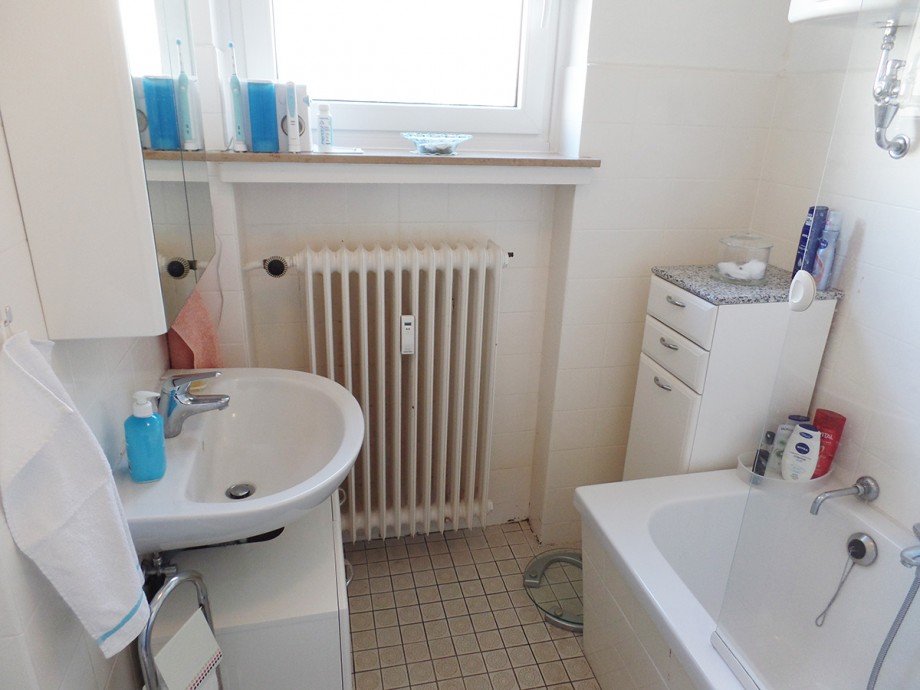 Bad mit Fenster Etagenwohnung Bremen