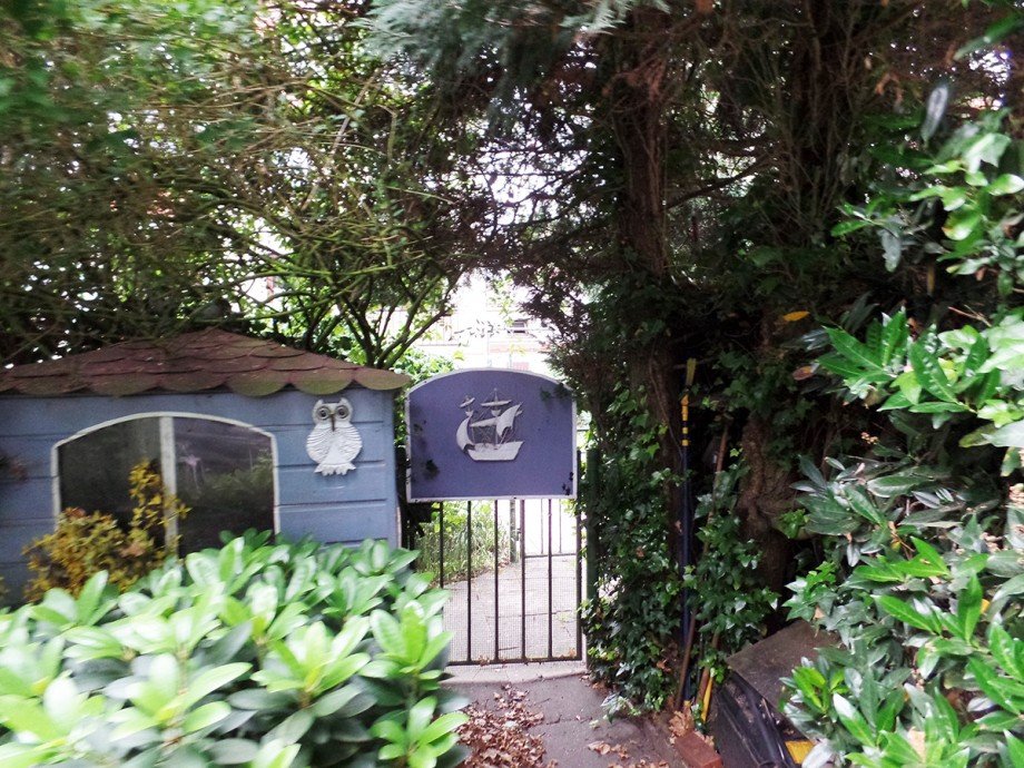 Ausgang vom Garten Zweifamilienhaus Bremen