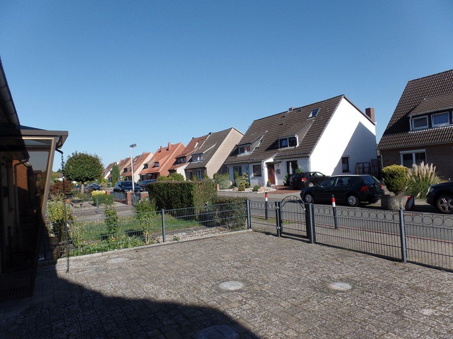 Vorgarten Doppelhaush�lfte Bremen