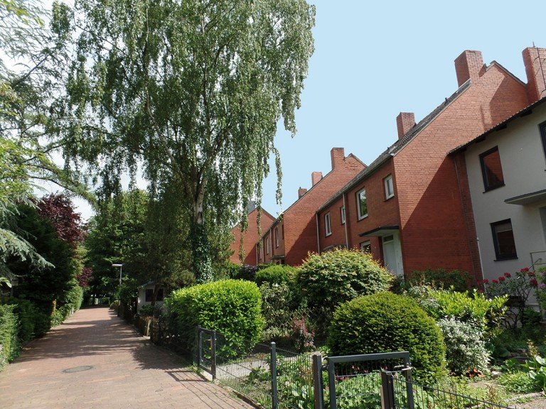 Hausansicht Bremen Reihenmittelhaus Bremen-Horn, familienfreundliches Reihenhaus in beliebter, ruhiger Wohnlage
