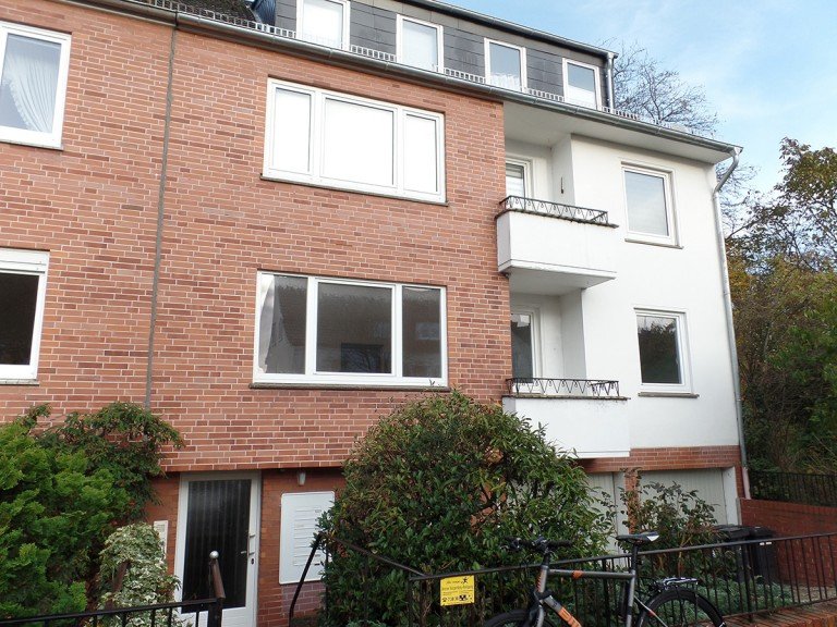 Hausansicht Bemen Erdgeschosswohnung Geteviertel, gem�tliche 2-Zimmer-Wohnung mit Balkon in kleiner Wohnanlage