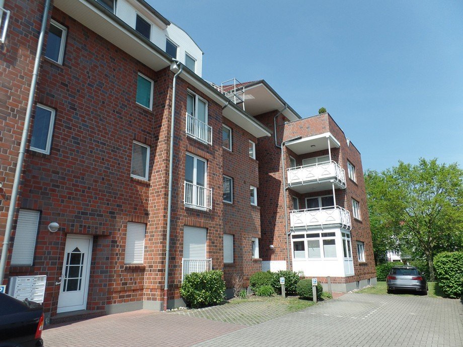 Hausansicht Terrassenwohnung Bremen
