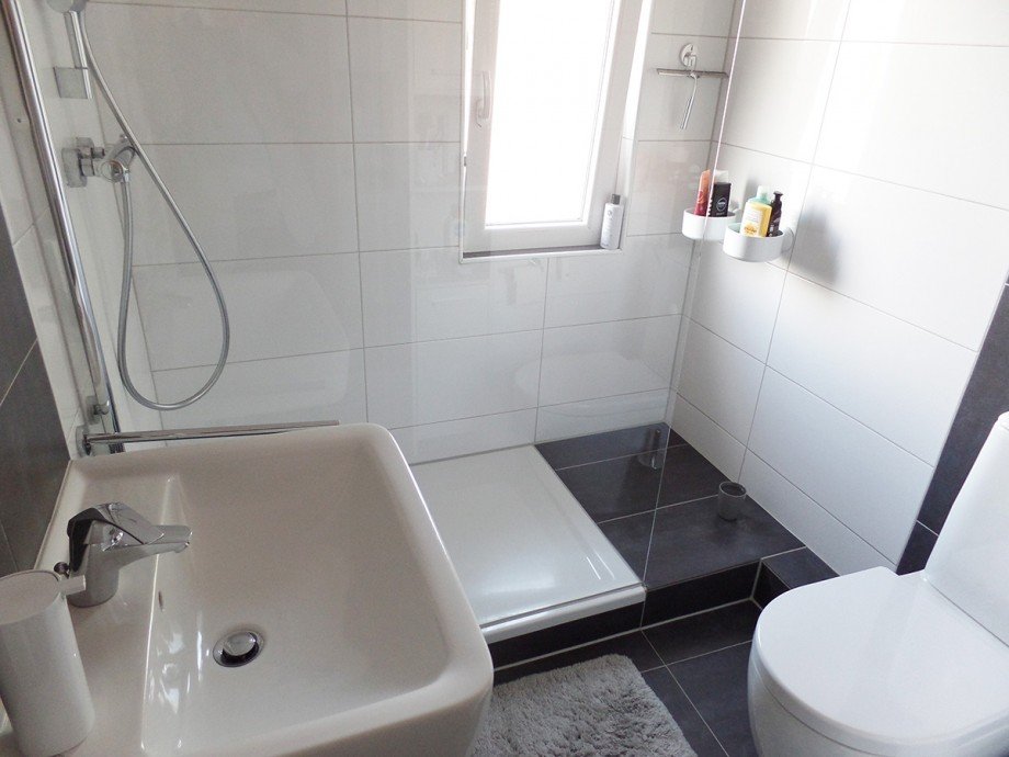 Bad mit Fenster Etagenwohnung Bremen