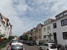 Strassenansicht Bremen-Findorff, aufwendig modernisiertes Zweifamilienhaus in beliebter Wohnlage