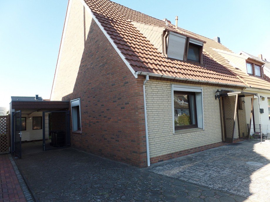 Hausansicht Doppelhaush�lfte Bremen